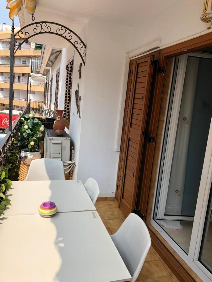 Apartment Port *